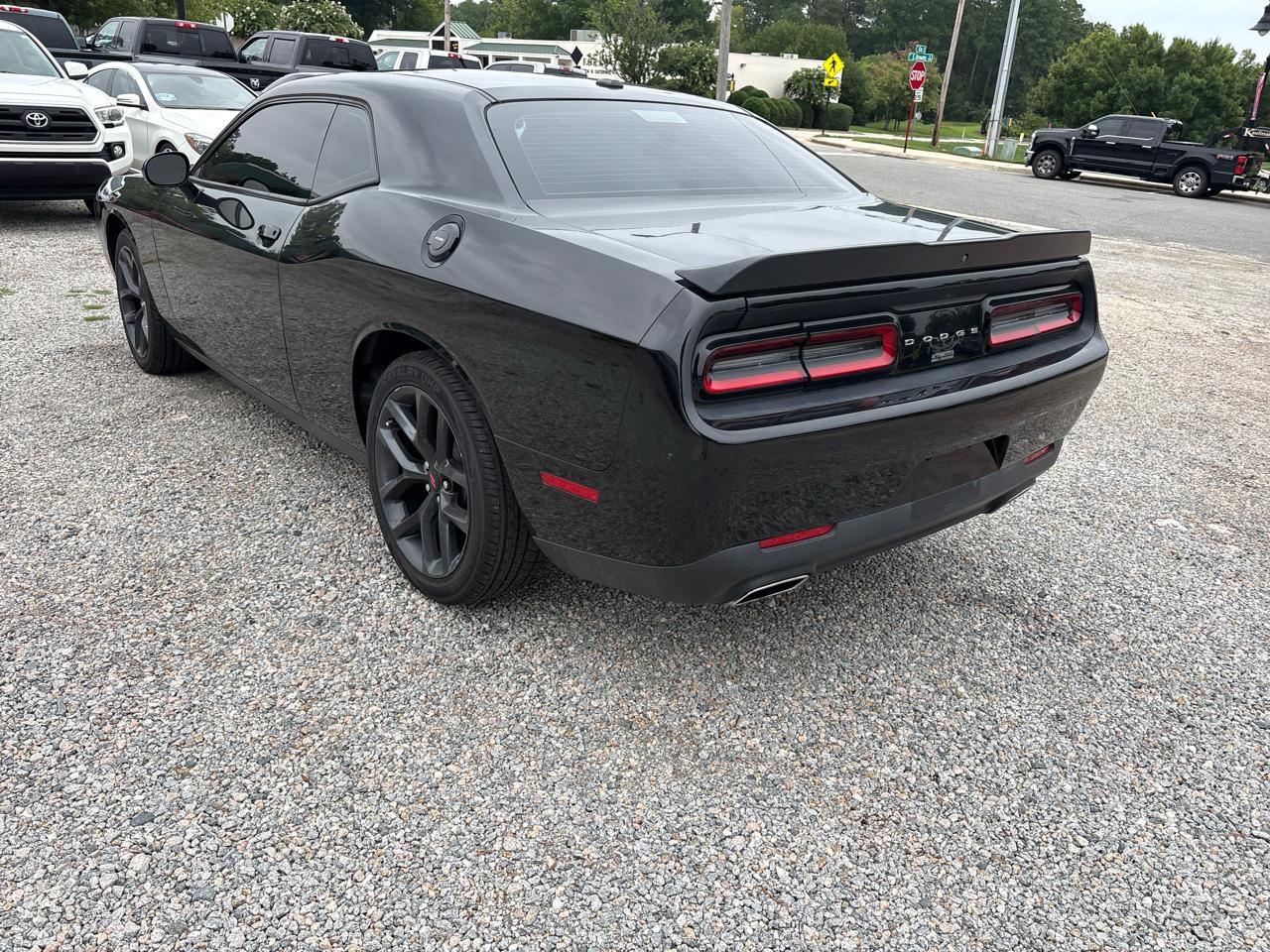 Dodge Challenger SXT RWD 2019