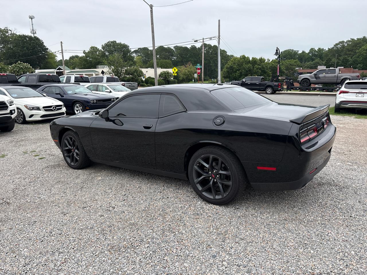 Dodge Challenger SXT RWD 2019