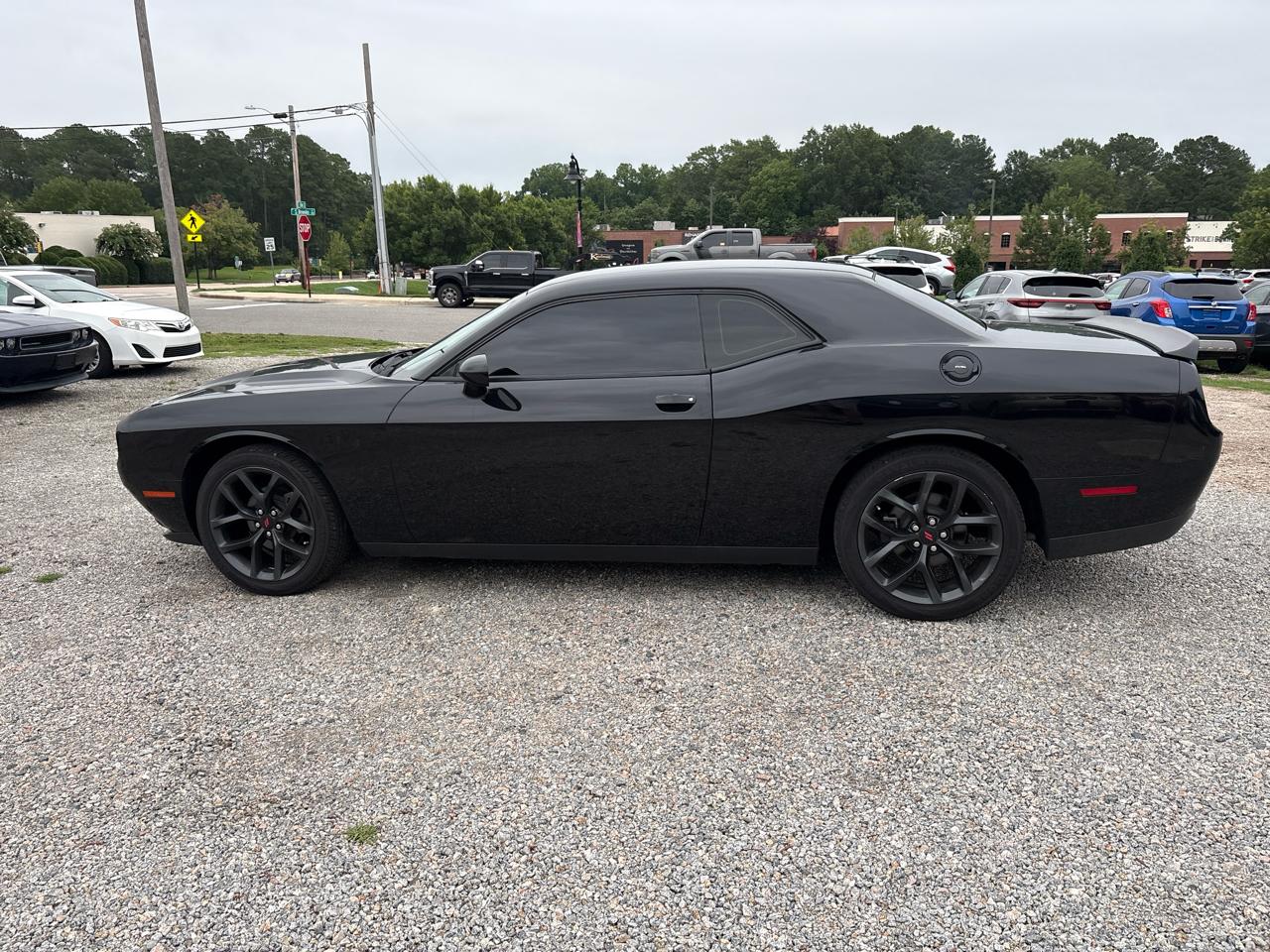 Dodge Challenger SXT RWD 2019