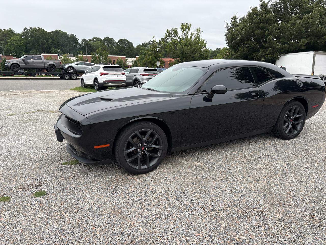 Dodge Challenger SXT RWD 2019