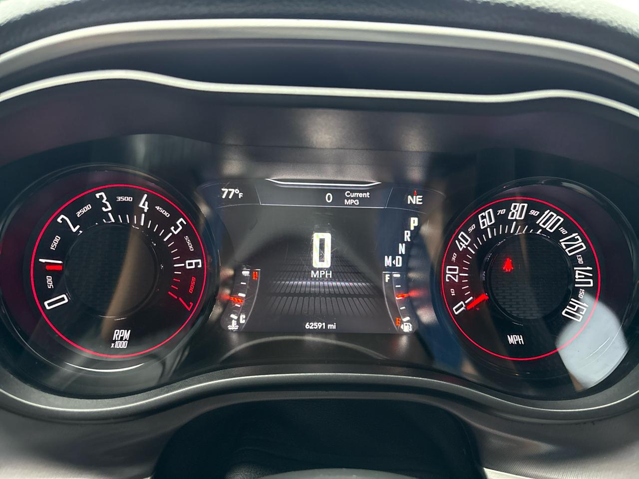 Dodge Challenger SXT RWD 2019