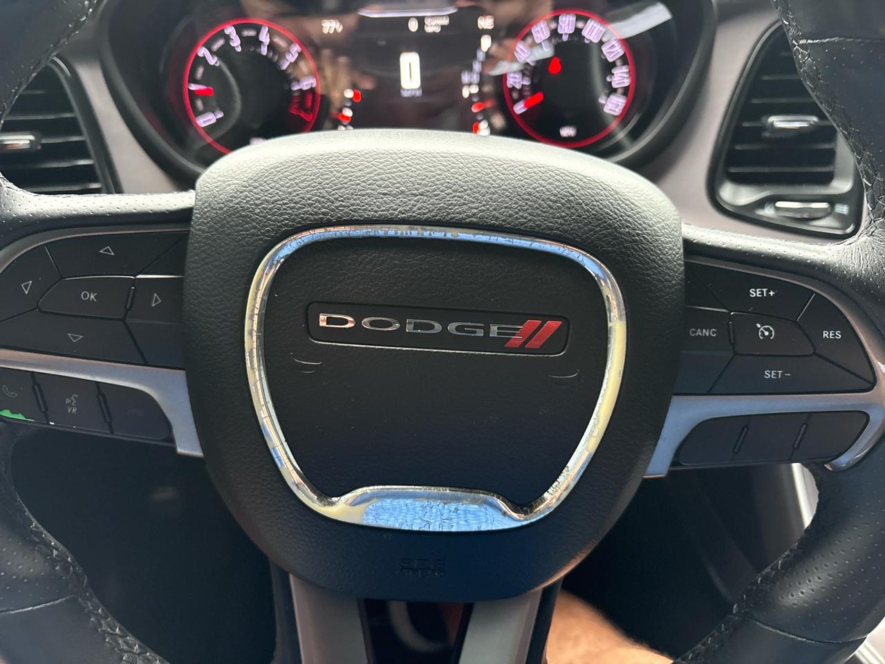 Dodge Challenger SXT RWD 2019
