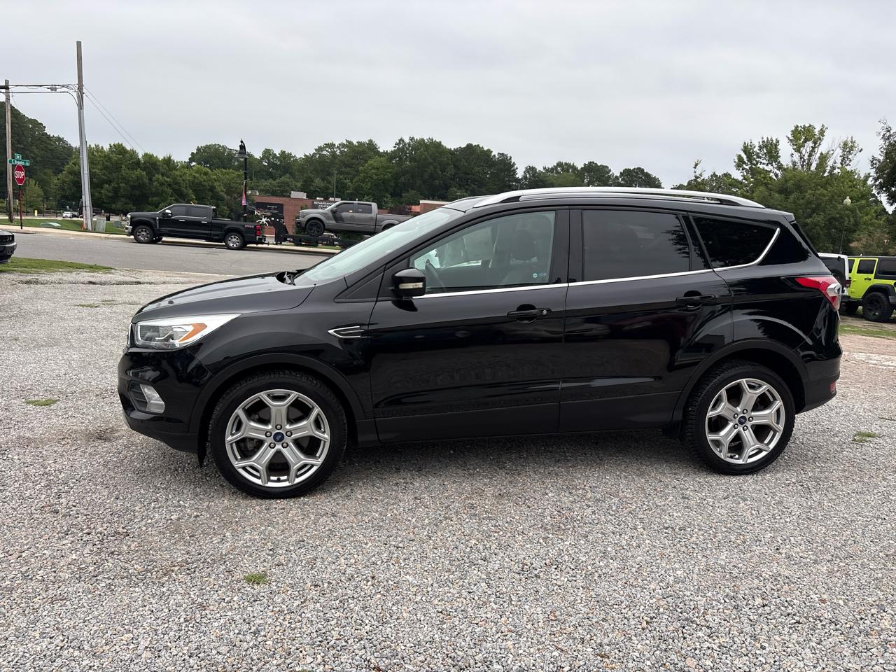 Ford Escape Titanium FWD 2017