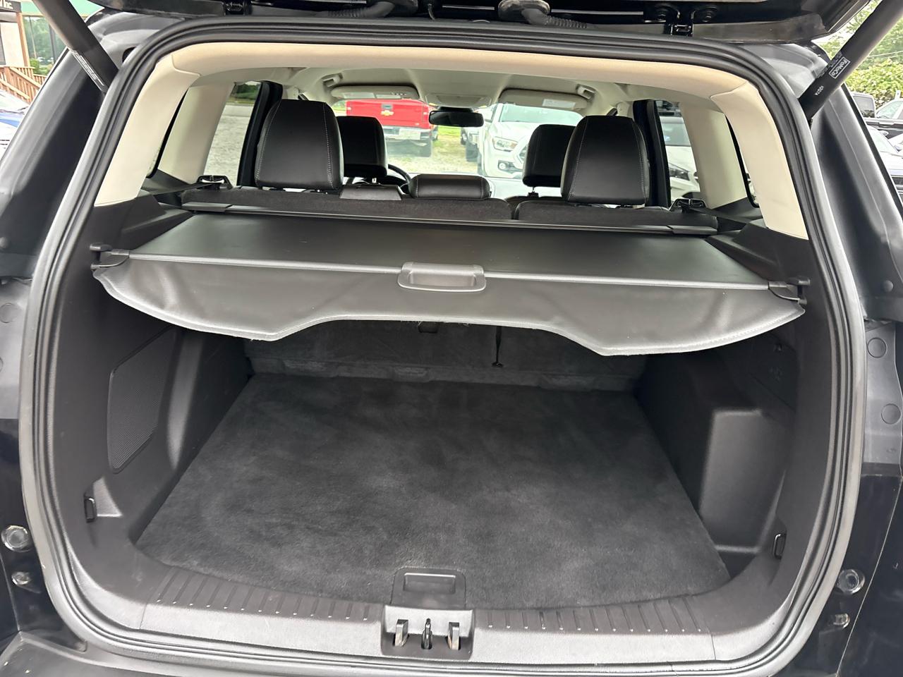 Ford Escape Titanium FWD 2017