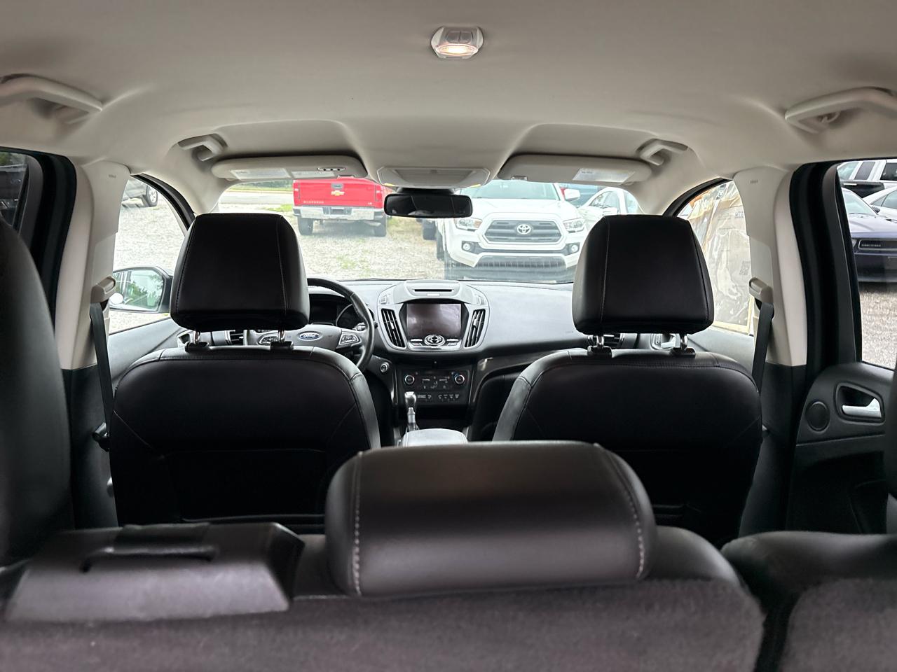 Ford Escape Titanium FWD 2017