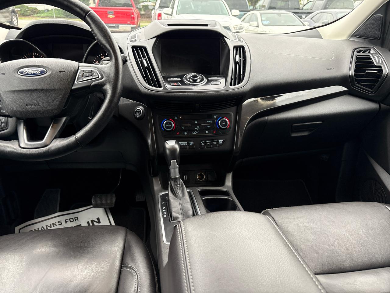 Ford Escape Titanium FWD 2017