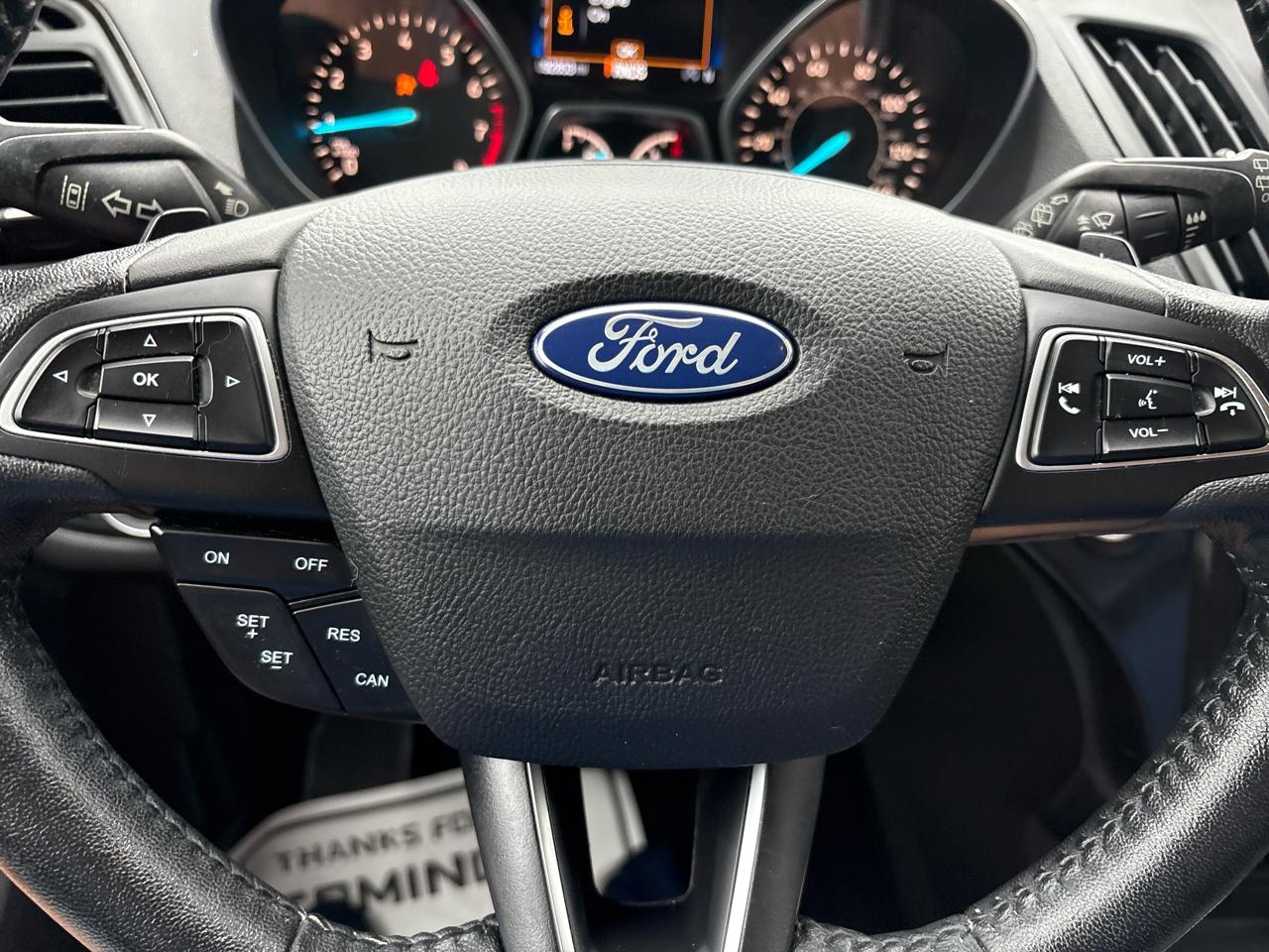 Ford Escape Titanium FWD 2017
