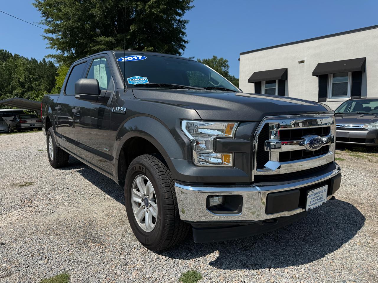 Ford F-150 4WD SuperCrew 139" XLT 2017