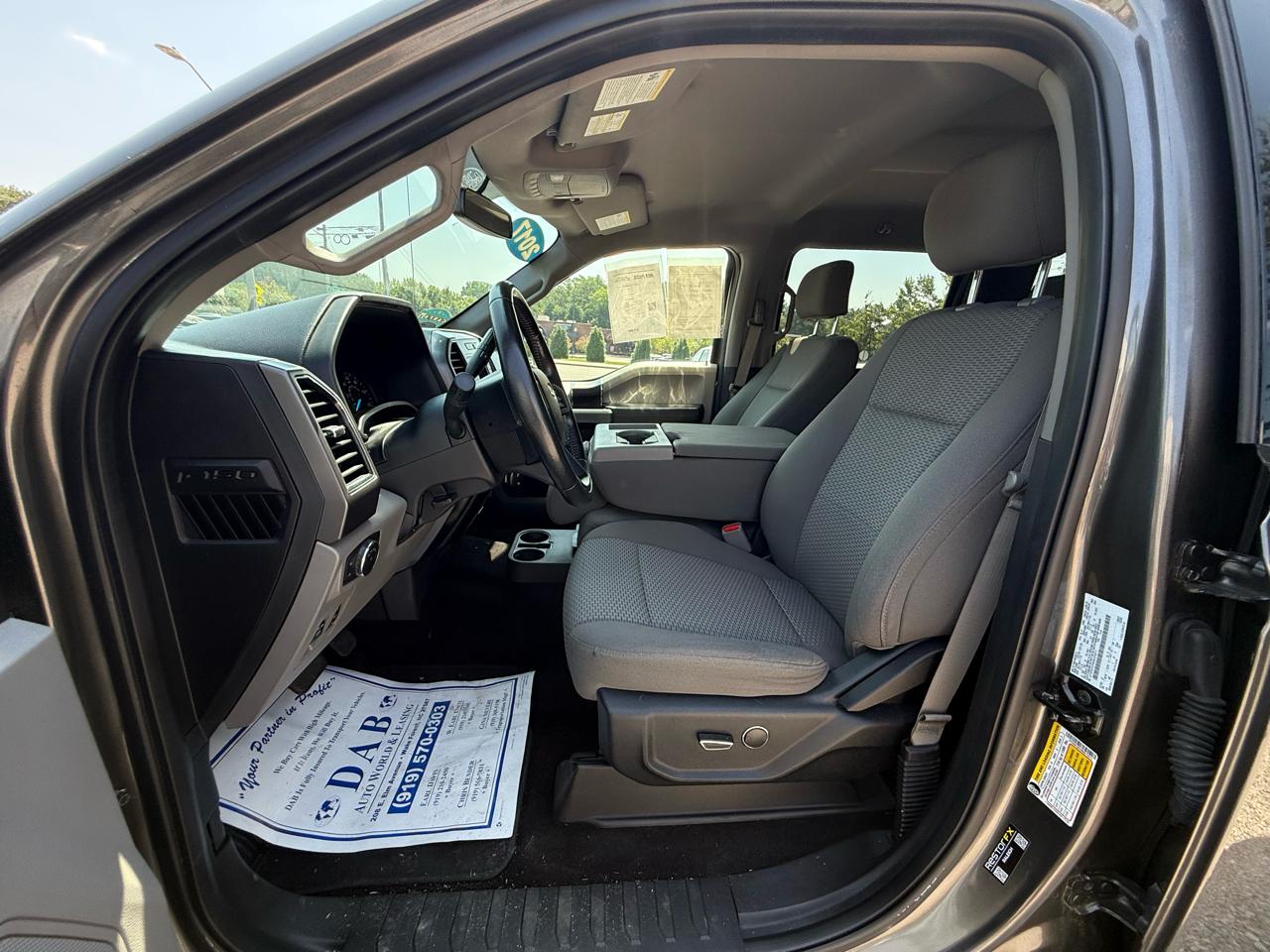Ford F-150 4WD SuperCrew 139" XLT 2017