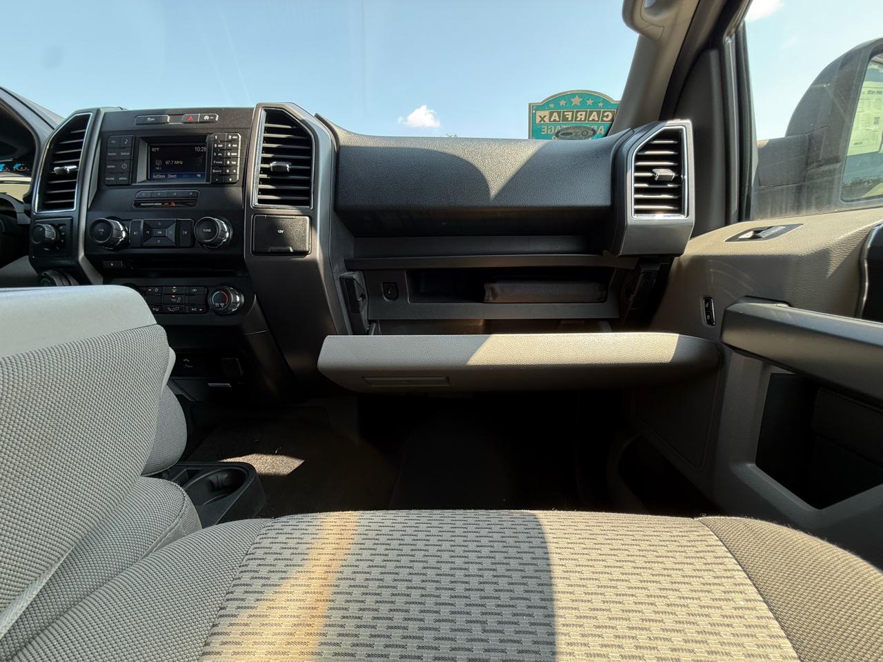 Ford F-150 4WD SuperCrew 139" XLT 2017