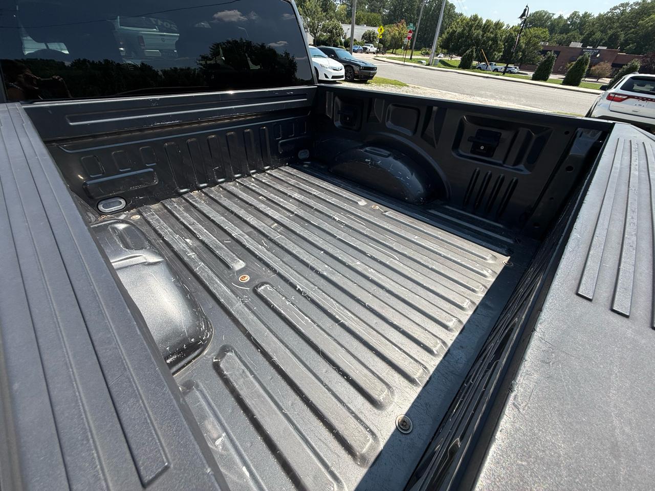 Ford F-150 4WD SuperCrew 139" XLT 2017