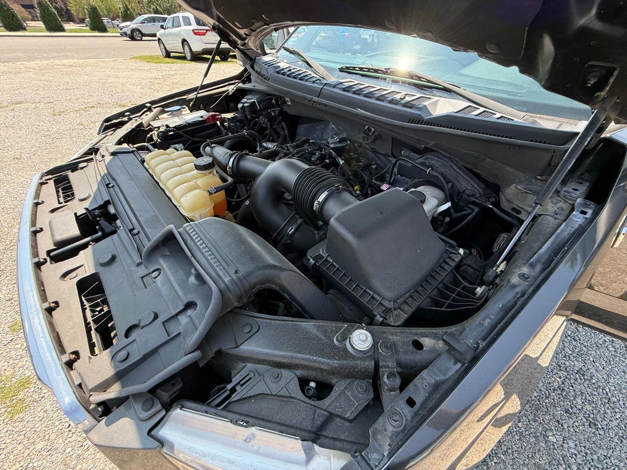 Ford F-150 4WD SuperCrew 139" XLT 2017