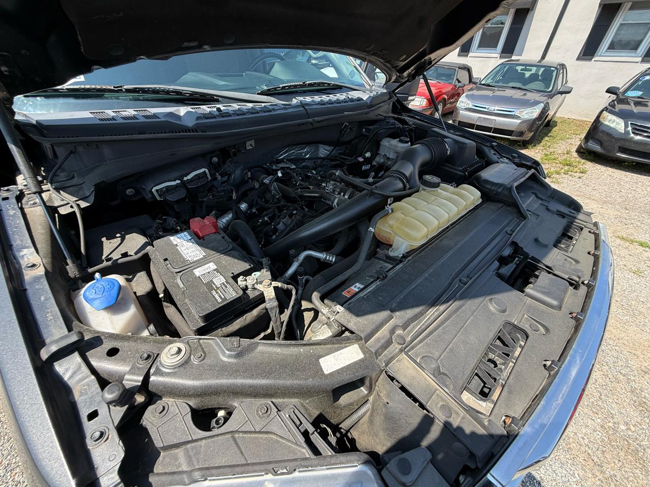 Ford F-150 4WD SuperCrew 139" XLT 2017