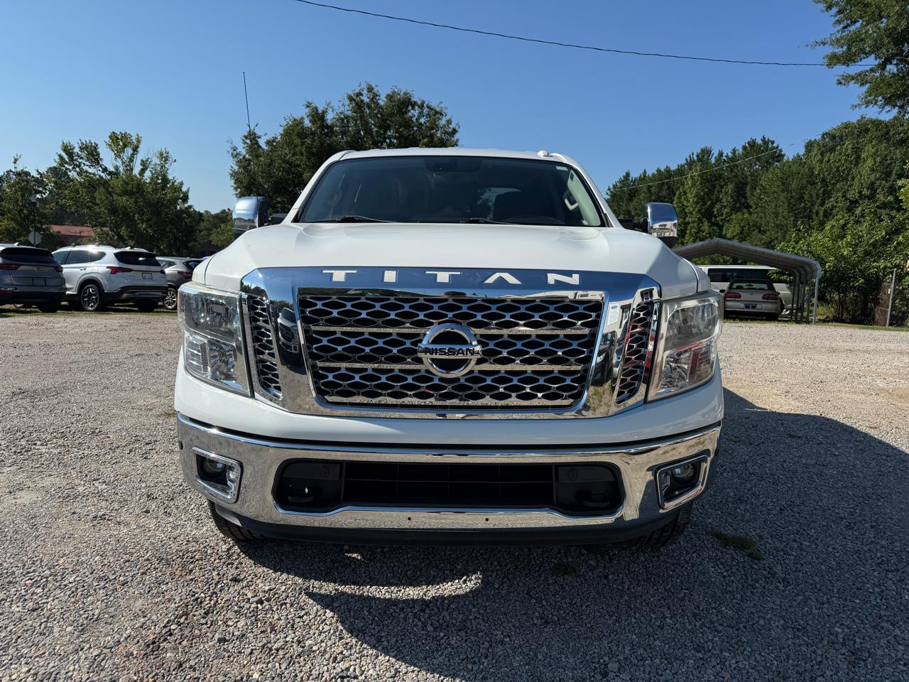 Nissan Titan 4x4 Crew Cab SV 2017