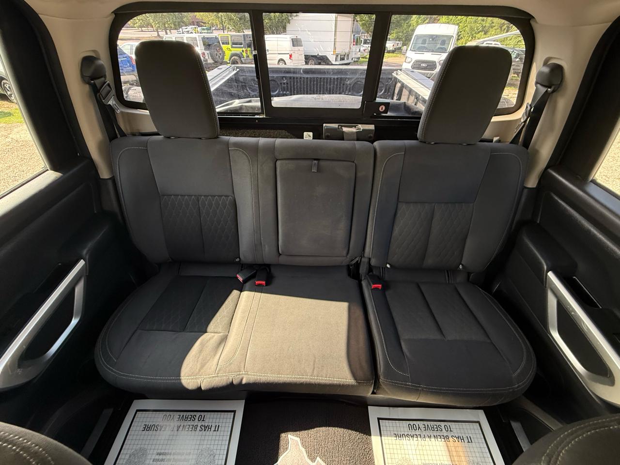 Nissan Titan 4x4 Crew Cab SV 2017