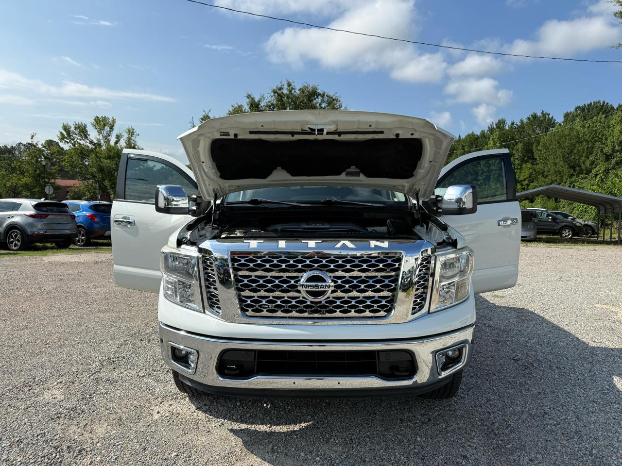 Nissan Titan 4x4 Crew Cab SV 2017