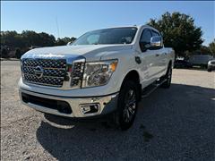 2017 Nissan Titan 