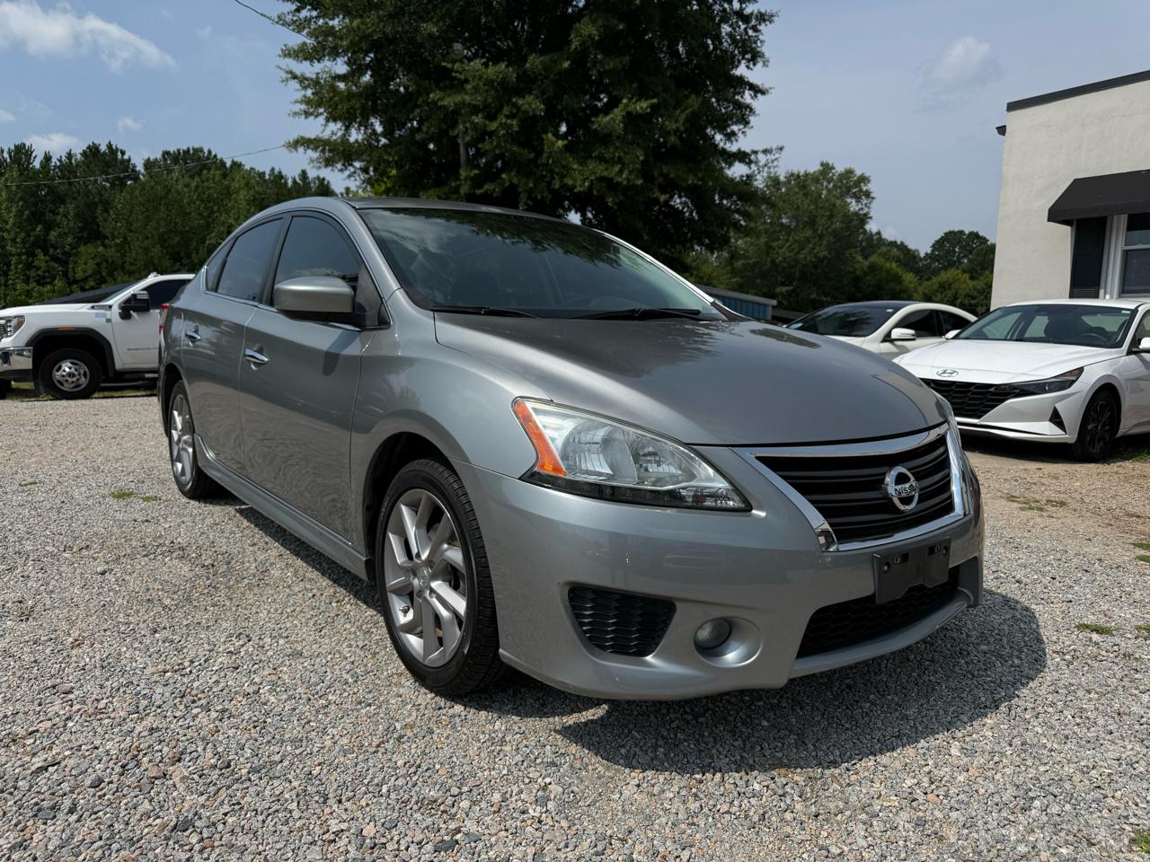 Nissan Sentra 4dr Sdn I4 CVT SR 2014