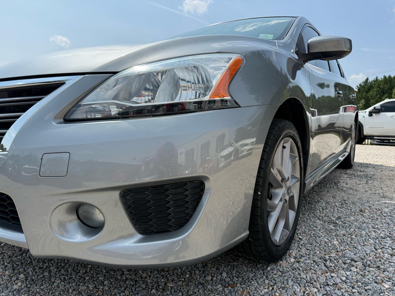 Nissan Sentra 4dr Sdn I4 CVT SR 2014