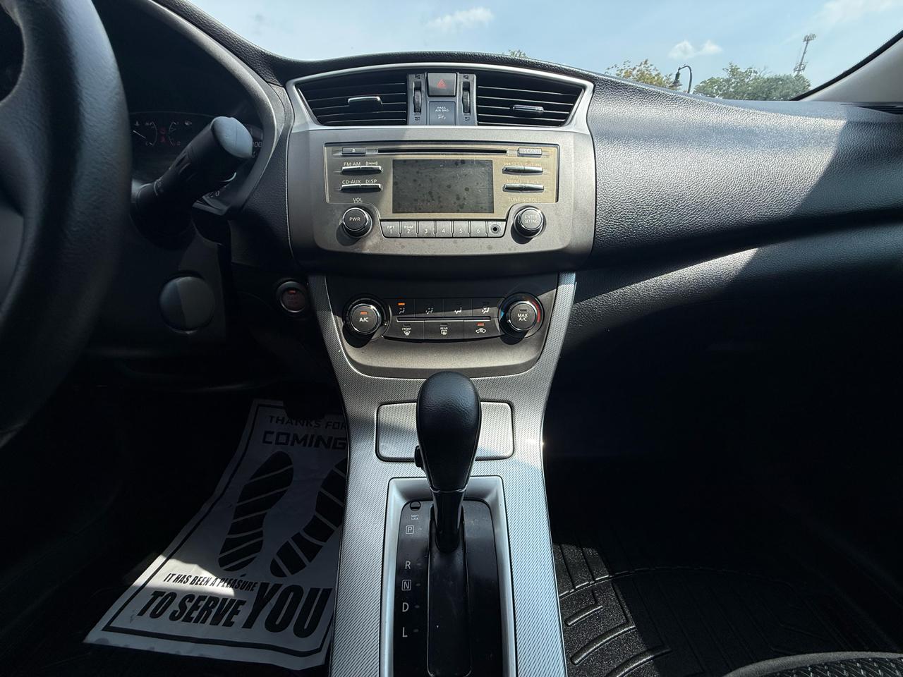 Nissan Sentra 4dr Sdn I4 CVT SR 2014