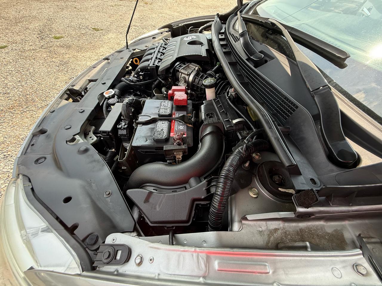 Nissan Sentra 4dr Sdn I4 CVT SR 2014