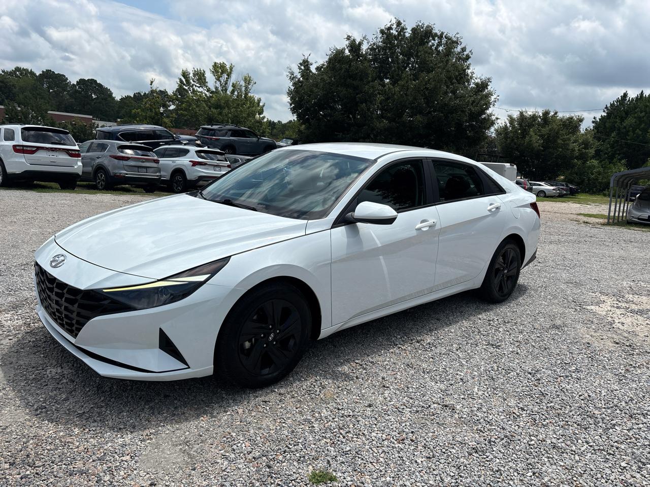 Hyundai Elantra SEL IVT 2021
