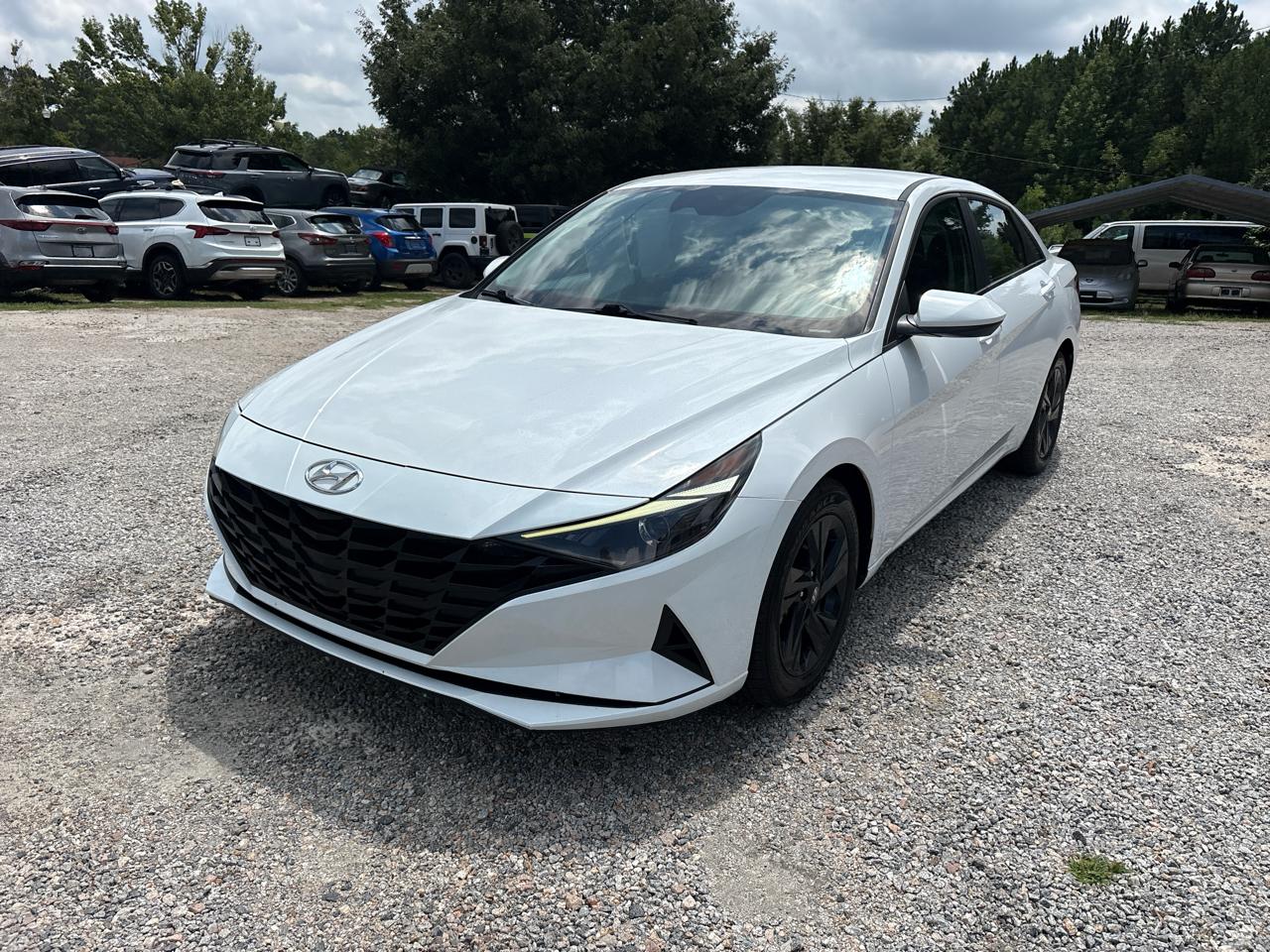 Hyundai Elantra SEL IVT 2021
