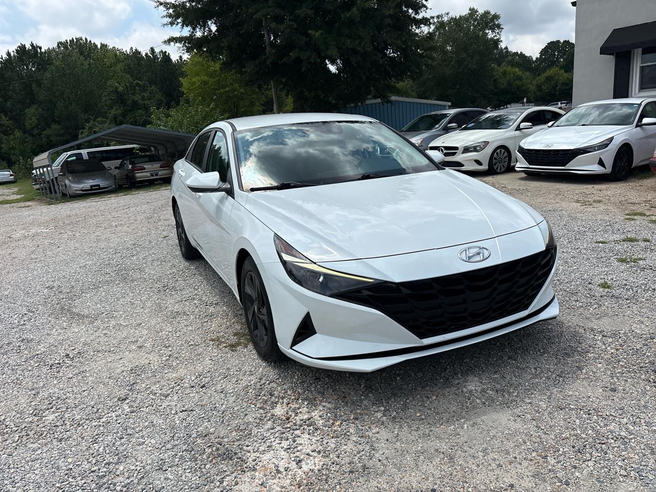 Hyundai Elantra SEL IVT 2021