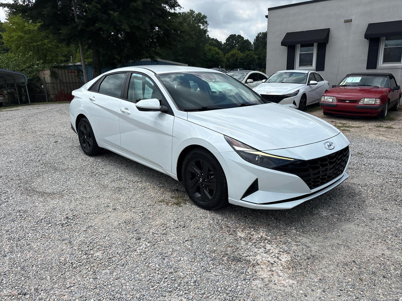 Hyundai Elantra SEL IVT 2021