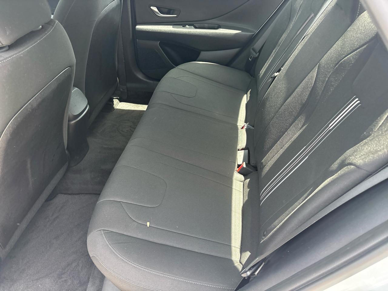Hyundai Elantra SEL IVT 2021