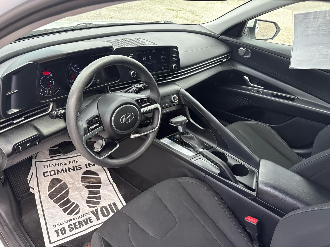 Hyundai Elantra SEL IVT 2021