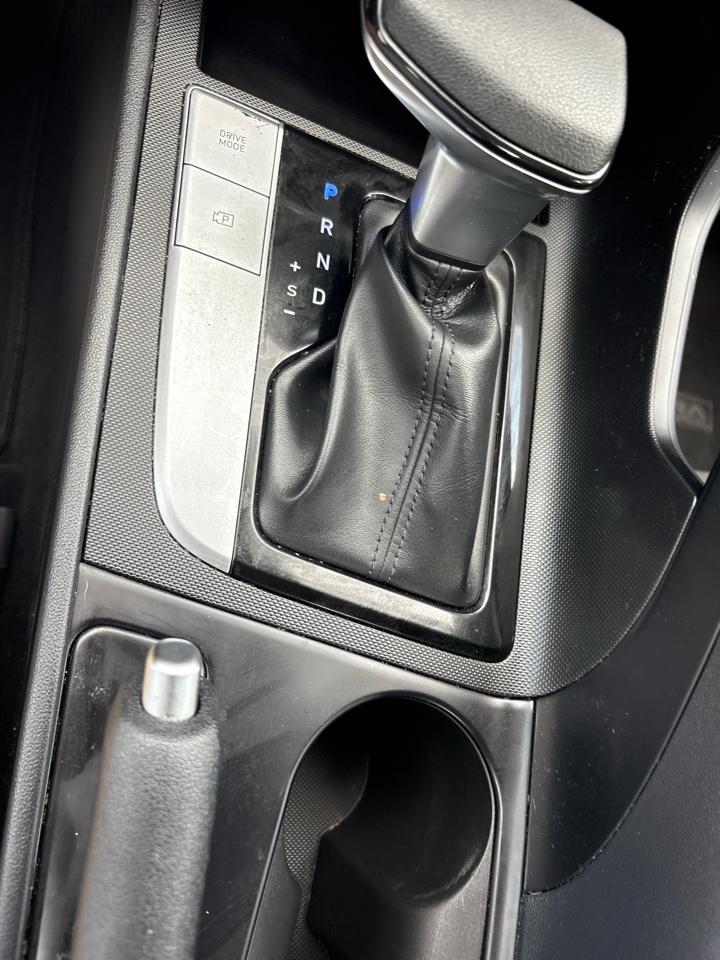 Hyundai Elantra SEL IVT 2021