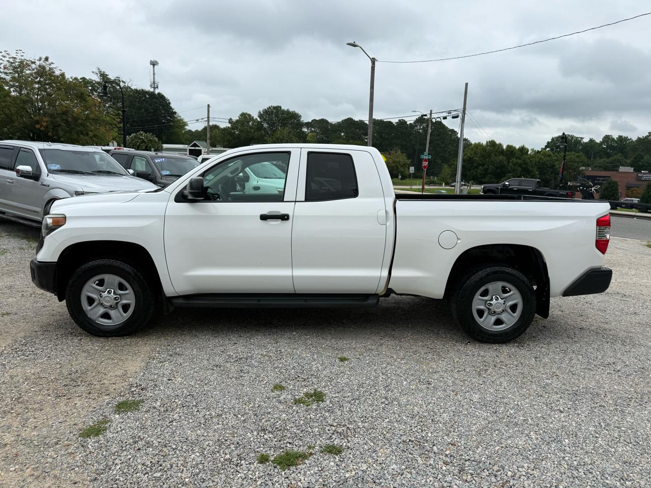 Toyota Tundra 4WD SR5 Double Cab 6.5' Bed 4.6L (Natl) 2019