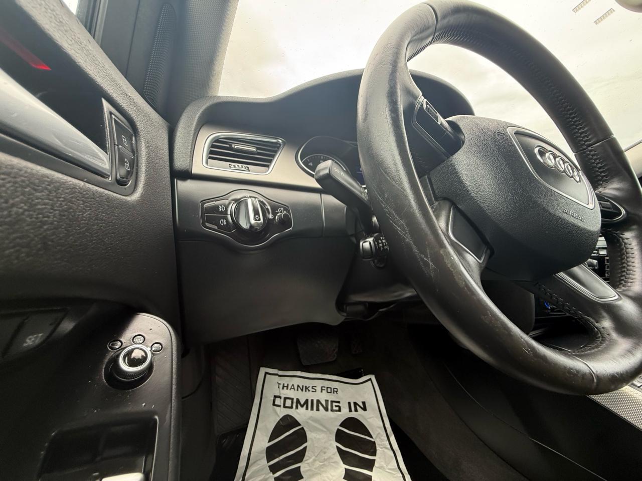 Audi A4 4dr Sdn Auto quattro 2.0T Premium Plus 2014