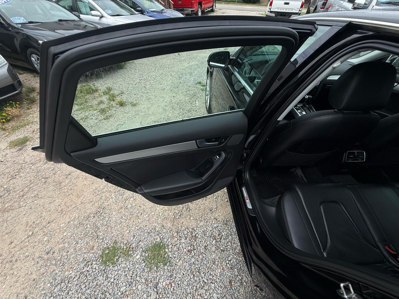 Audi A4 4dr Sdn Auto quattro 2.0T Premium Plus 2014
