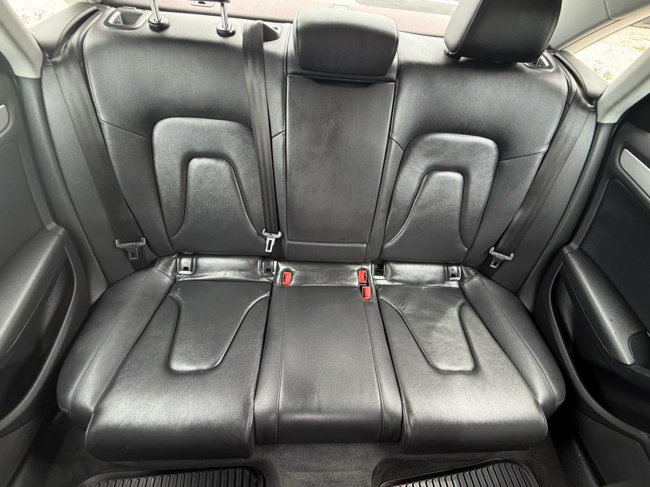 Audi A4 4dr Sdn Auto quattro 2.0T Premium Plus 2014