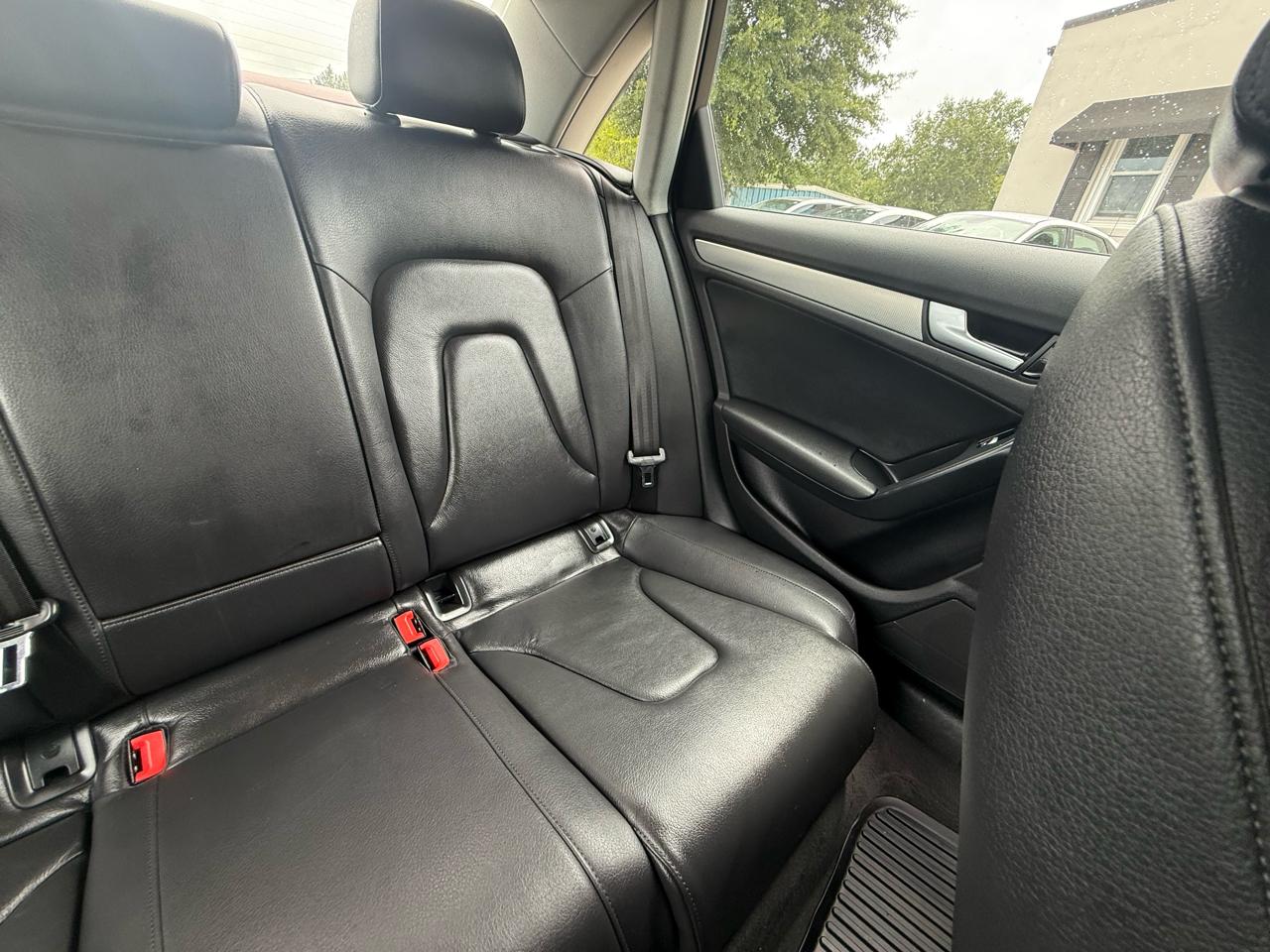 Audi A4 4dr Sdn Auto quattro 2.0T Premium Plus 2014