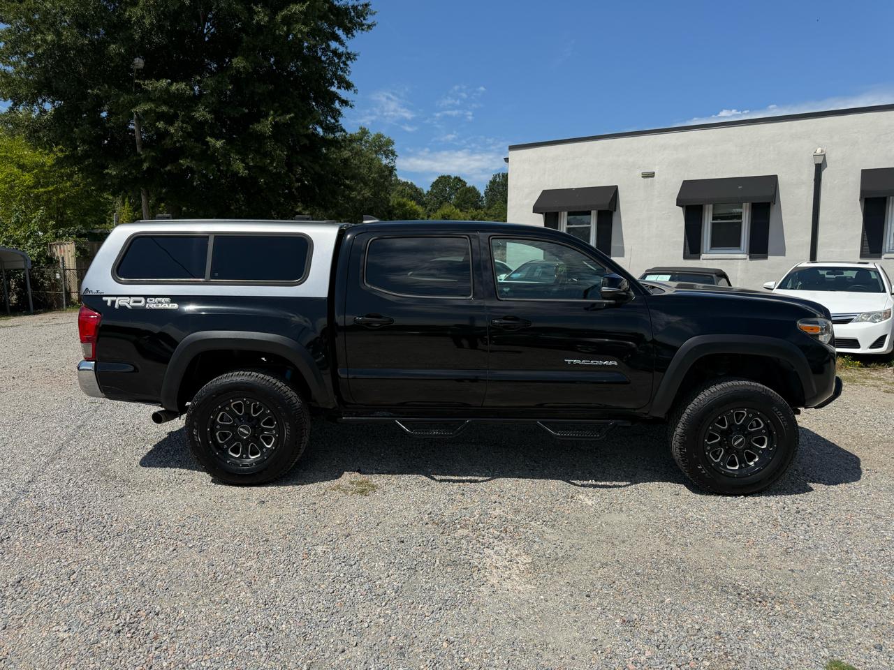 Toyota Tacoma 2WD Double Cab V6 AT TRD Off Road (Natl) 2016