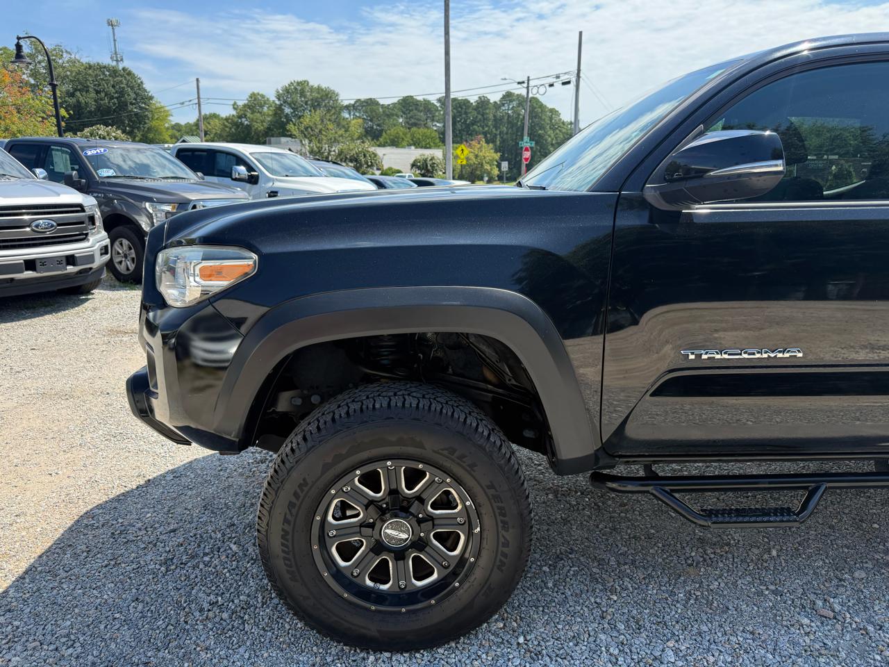 Toyota Tacoma 2WD Double Cab V6 AT TRD Off Road (Natl) 2016