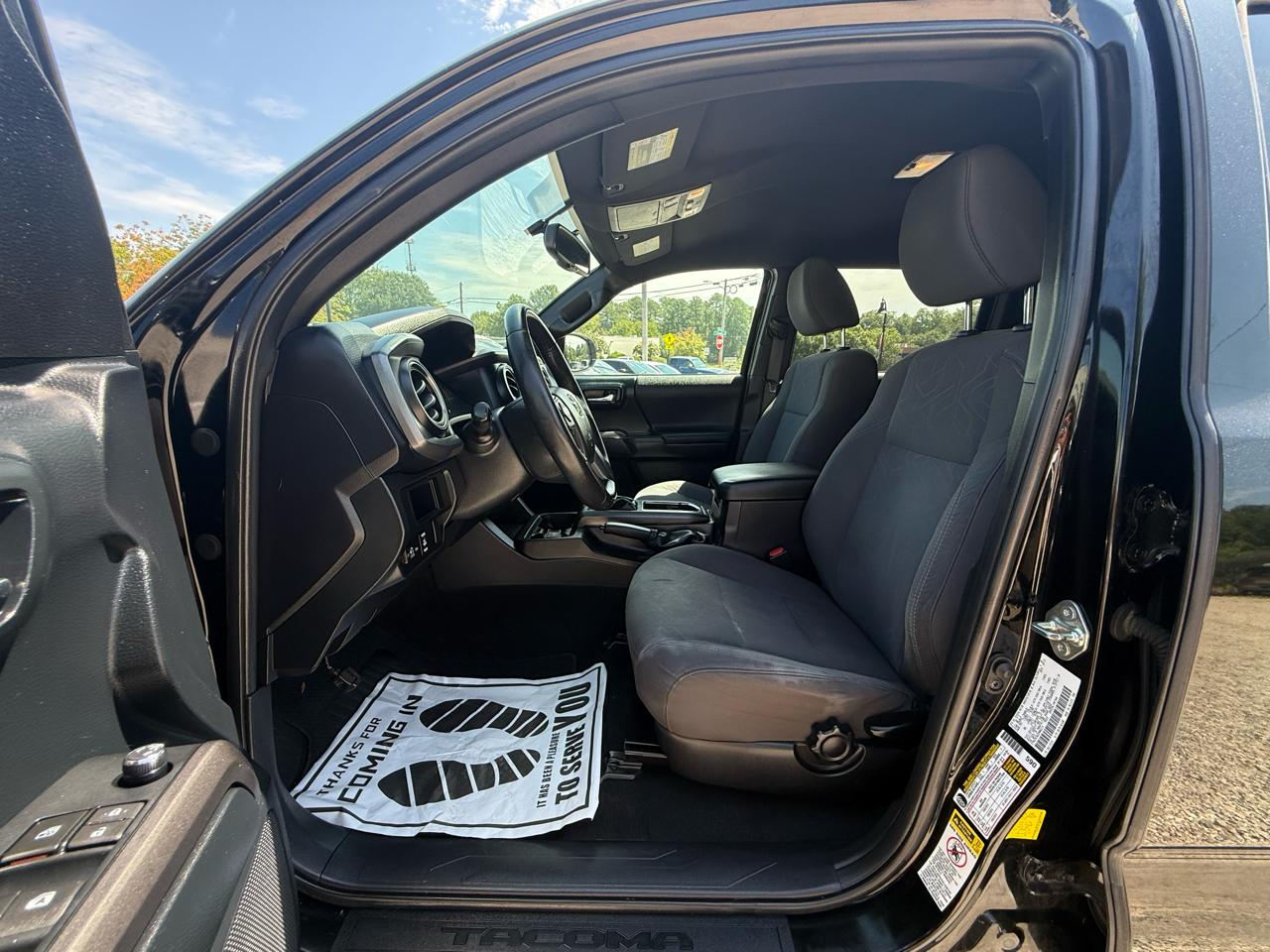 Toyota Tacoma 2WD Double Cab V6 AT TRD Off Road (Natl) 2016