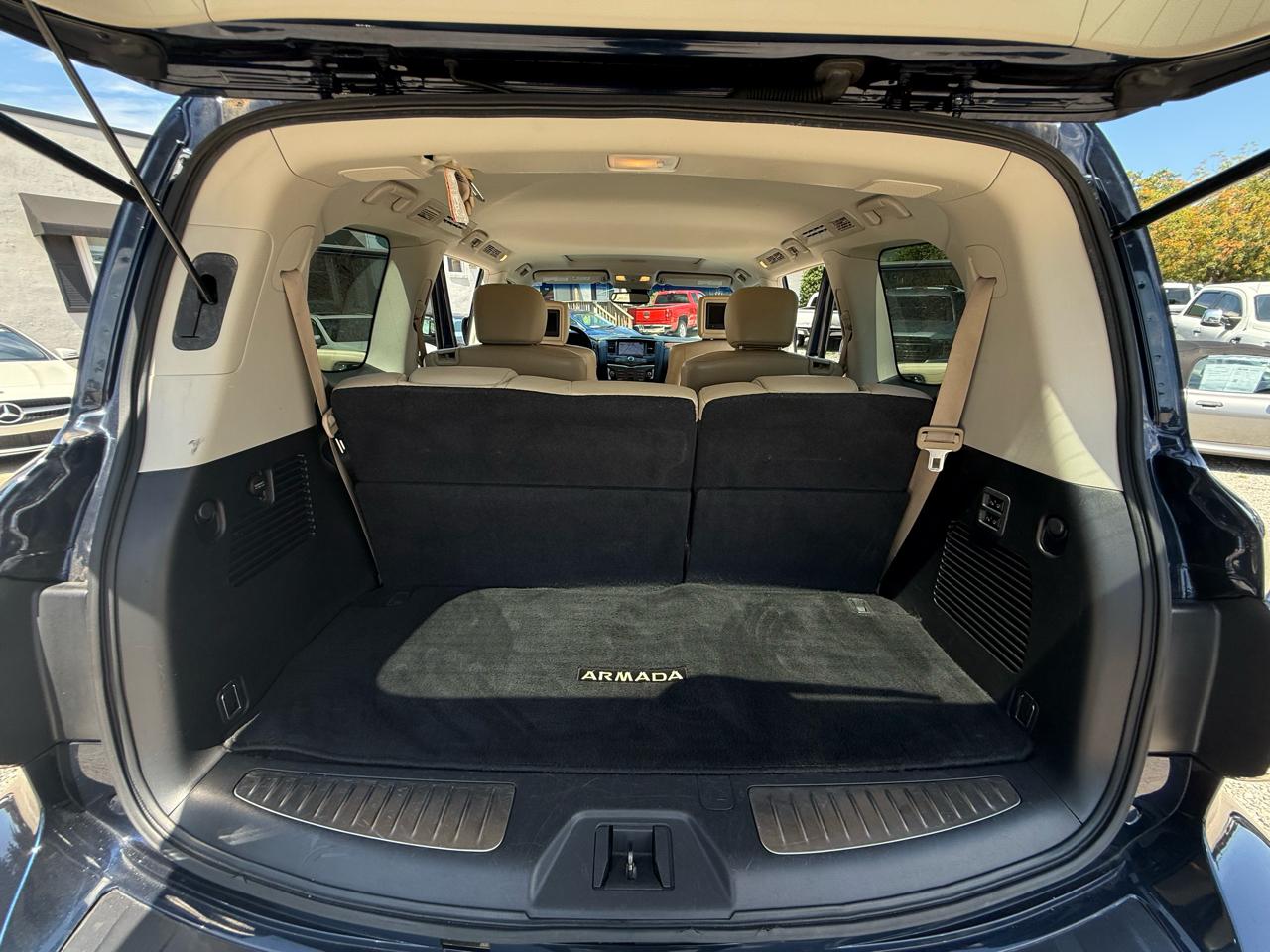 Nissan Armada 4x4 Platinum 2017