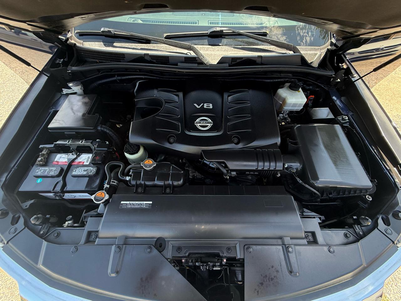 Nissan Armada 4x4 Platinum 2017