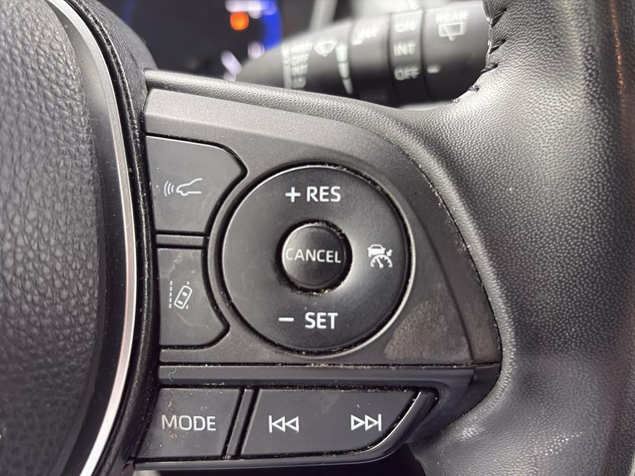 Toyota Corolla Hatchback XSE Manual (Natl) 2022