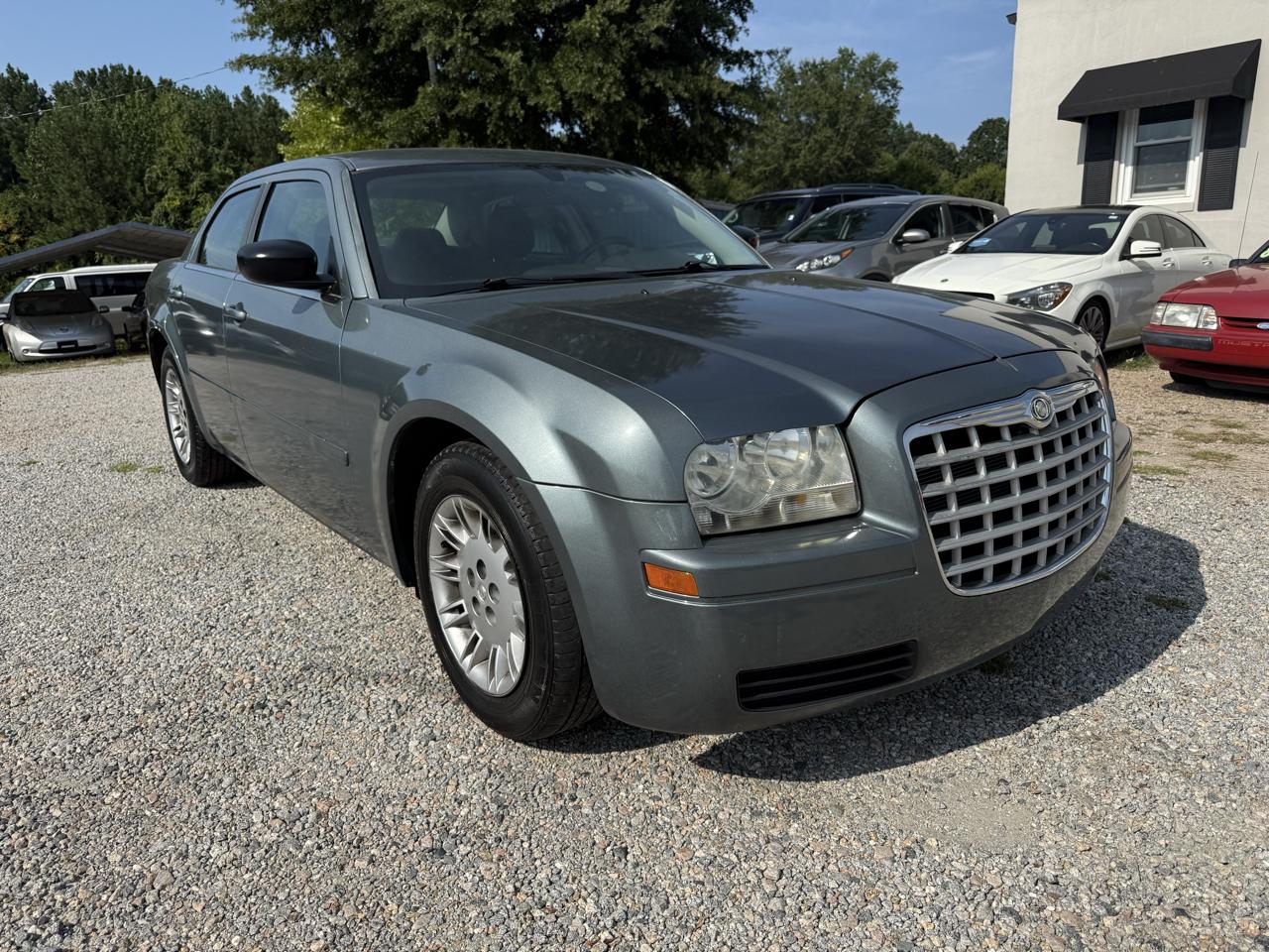 Chrysler 300 4dr Sdn 300 *Ltd Avail* 2005