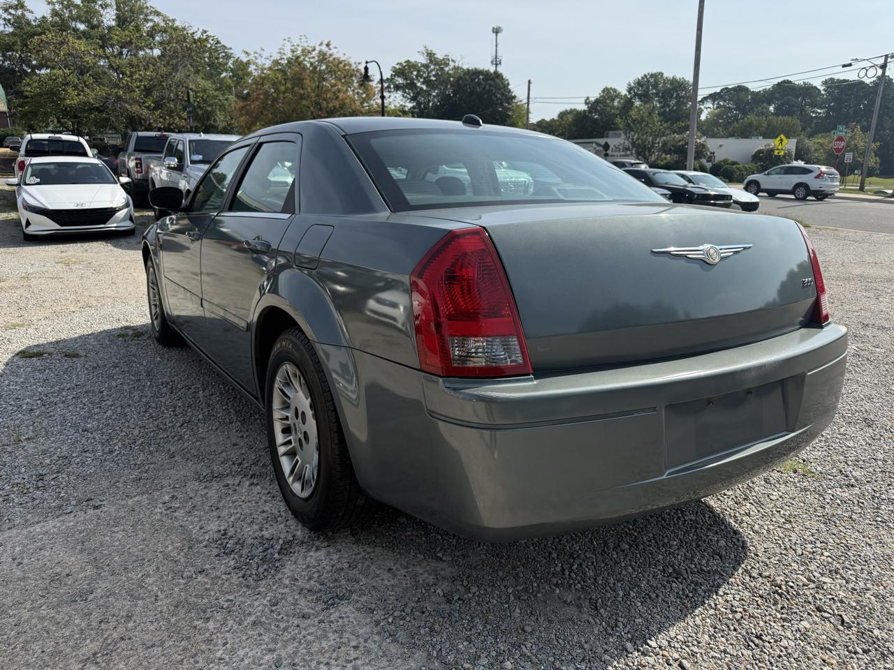 Chrysler 300 4dr Sdn 300 *Ltd Avail* 2005