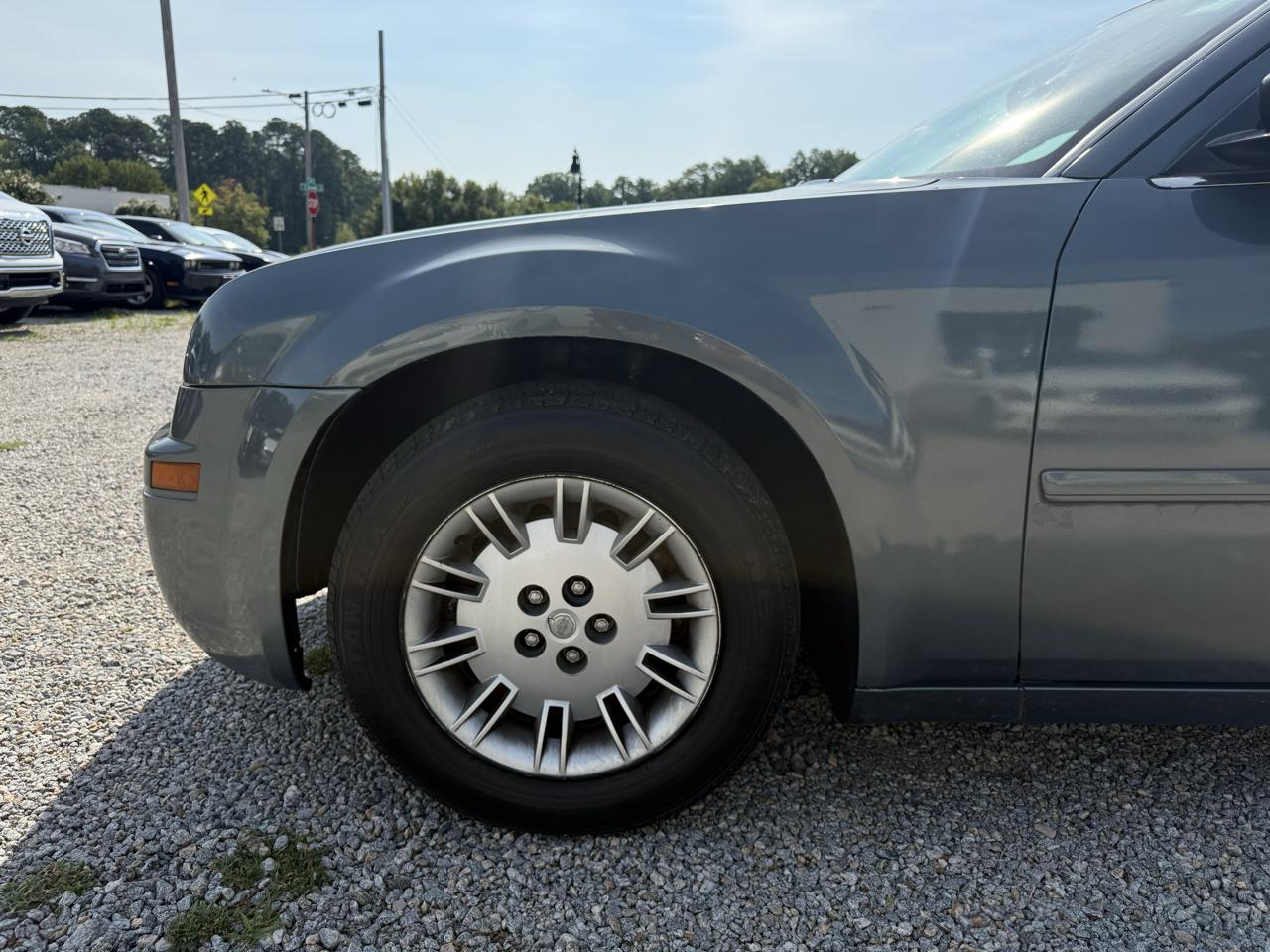 Chrysler 300 4dr Sdn 300 *Ltd Avail* 2005