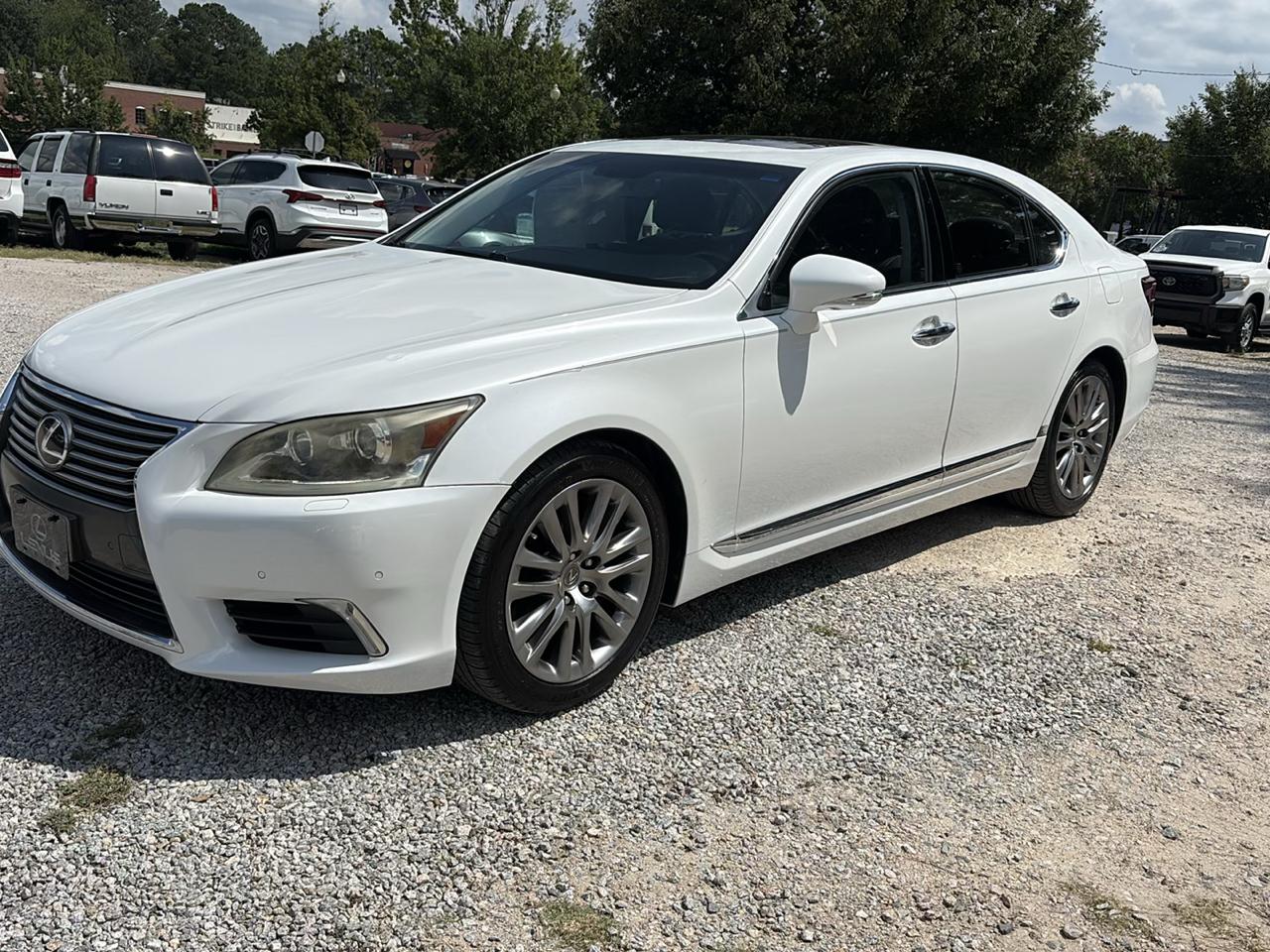 Lexus LS 460 4dr Sdn RWD 2013