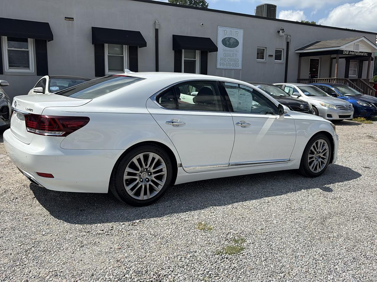Lexus LS 460 4dr Sdn RWD 2013