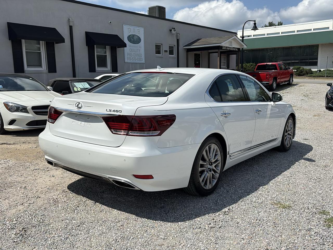 Lexus LS 460 4dr Sdn RWD 2013
