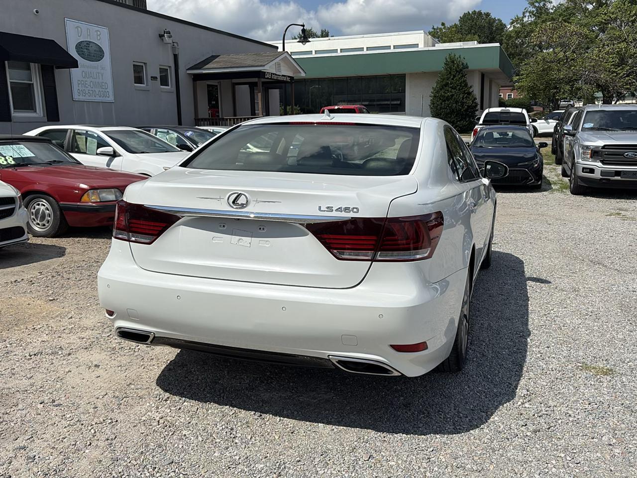 Lexus LS 460 4dr Sdn RWD 2013
